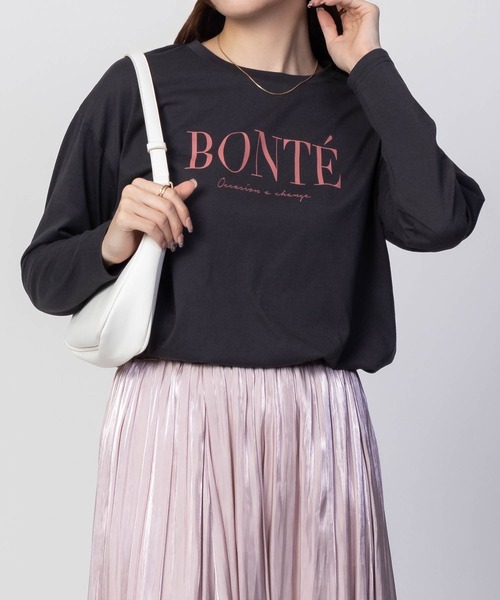 NAVY(ネイビー)の「NAVY ロゴプリント 長袖Tシャツ ロンT(Tシャツ/カットソー・レディース・ホワイト/グレイッシュベージュ/チャコールグレー・M/L)」の2枚目の写真
