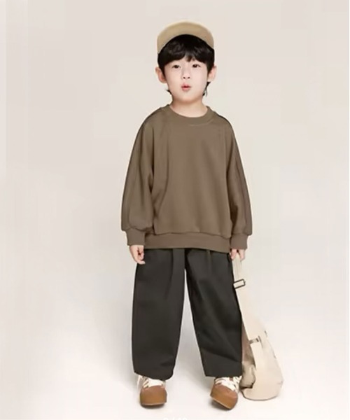 Bambin(ボンバン)の「【 Bambin / ボンバン 】 タック ワイド チノパンツ(チノパンツ・キッズ・チャコール/ベージュ・100/110/120/130)」の5枚目の写真