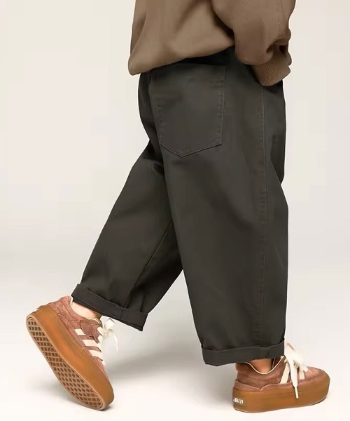 Bambin(ボンバン)の「【 Bambin / ボンバン 】 タック ワイド チノパンツ(チノパンツ・キッズ・チャコール/ベージュ・100/110/120/130)」の8枚目の写真
