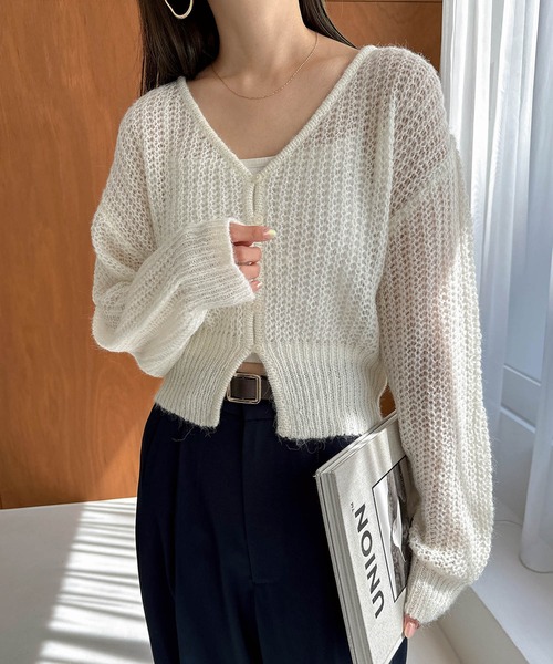 andme（アンドミー）の「ウール混モヘアタッチショート丈Vネックニットカーディガン（カーディガン/ボレロ・レディース・グリーン/ベージュ/オフホワイト/チャコールグレー・M）」の7枚目の写真