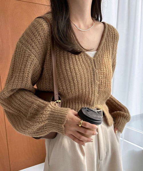 andme（アンドミー）の「ウール混モヘアタッチショート丈Vネックニットカーディガン（カーディガン/ボレロ・レディース・グリーン/ベージュ/オフホワイト/チャコールグレー・M）」の10枚目の写真