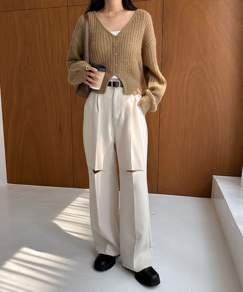 andme（アンドミー）の「ウール混モヘアタッチショート丈Vネックニットカーディガン（カーディガン/ボレロ・レディース・グリーン/ベージュ/オフホワイト/チャコールグレー・M）」の12枚目の写真