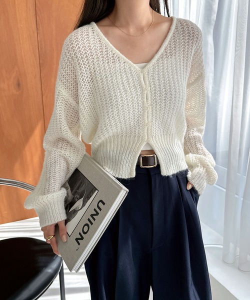 andme（アンドミー）の「ウール混モヘアタッチショート丈Vネックニットカーディガン（カーディガン/ボレロ・レディース・グリーン/ベージュ/オフホワイト/チャコールグレー・M）」の5枚目の写真