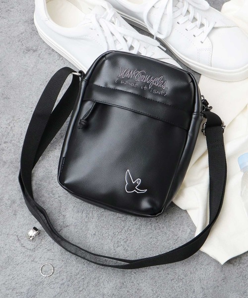 レザー調 エンジェル刺繍 縦型 ミニショルダーバッグ