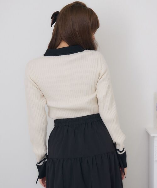 ems excite（エムズエキサイト）の「金ボタン襟NTPO（ニット/セーター・レディース・ピンク/ブルー/チャコールグレー/ナチュラル・FREE）」の12枚目の写真