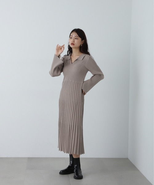 N.（N. Natural Beauty Basic）（エヌエヌナチュラルビューティーベーシック）の「スキッパーポロニットワンピース（ワンピース・レディース・チャコールグレー/ベージュ・MEDIUM）」の9枚目の写真