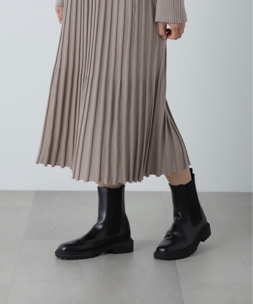 N.（N. Natural Beauty Basic）（エヌエヌナチュラルビューティーベーシック）の「スキッパーポロニットワンピース（ワンピース・レディース・チャコールグレー/ベージュ・MEDIUM）」の17枚目の写真