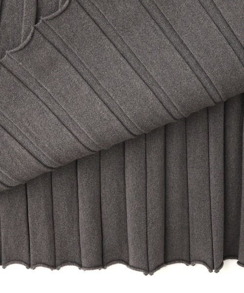 N.（N. Natural Beauty Basic）（エヌエヌナチュラルビューティーベーシック）の「スキッパーポロニットワンピース（ワンピース・レディース・チャコールグレー/ベージュ・MEDIUM）」の19枚目の写真