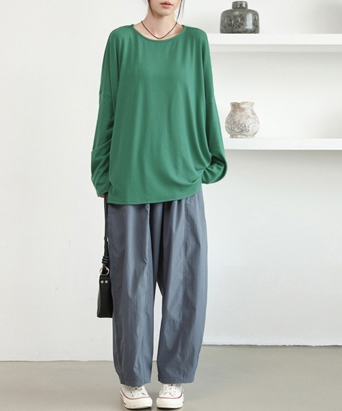 Doux Belle(ドゥーベル)の「モモンガ風オーバーサイズシャツ(Tシャツ/カットソー・レディース・ブルー/ブラック/グレイッシュベージュ/ベージュ/グリーン・MEDIUM)」の13枚目の写真