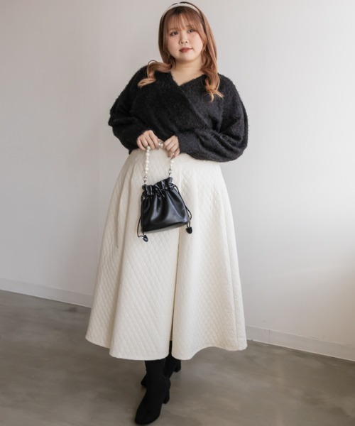 CLETTE(クレット)の「シャギーニットソークロスプルオーバー(Tシャツ/カットソー・レディース・グレー/アイボリー/ブラック・LL/3L/4L)」の5枚目の写真