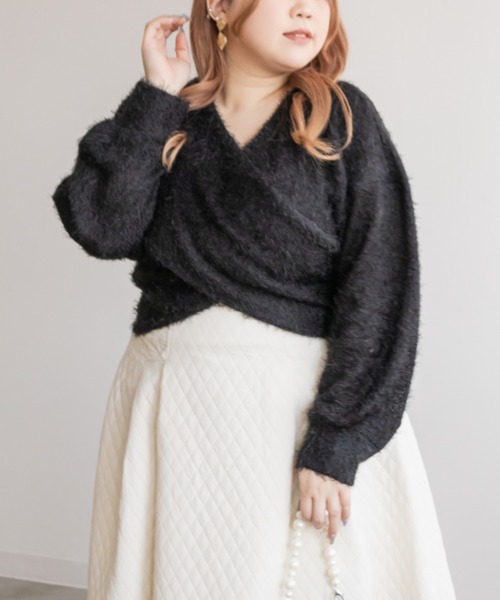 CLETTE(クレット)の「シャギーニットソークロスプルオーバー(Tシャツ/カットソー・レディース・グレー/アイボリー/ブラック・LL/3L/4L)」の4枚目の写真