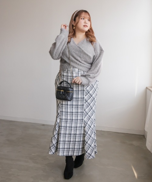 CLETTE(クレット)の「シャギーニットソークロスプルオーバー(Tシャツ/カットソー・レディース・グレー/アイボリー/ブラック・LL/3L/4L)」の12枚目の写真