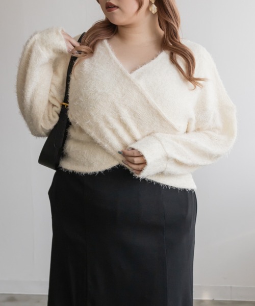 CLETTE(クレット)の「シャギーニットソークロスプルオーバー(Tシャツ/カットソー・レディース・グレー/アイボリー/ブラック・LL/3L/4L)」の14枚目の写真