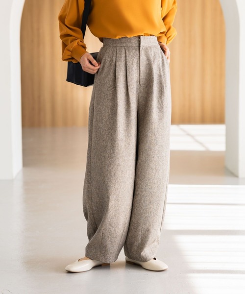 studio CLIP（スタディオクリップ）の「【みんなのリクエストパンツ】タックコクーンパンツ[プチ・プラスサイズあり]《オケージョン2025》（その他パンツ・レディース・カーキブラウン/ベージュ/ブラック・MEDIUM/LARGE/ﾌﾘｰ(L)/PF）」の21枚目の写真