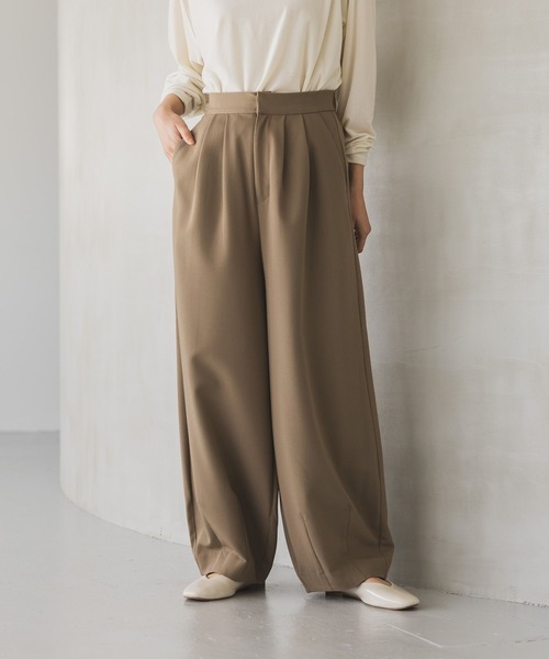 studio CLIP（スタディオクリップ）の「【みんなのリクエストパンツ】タックコクーンパンツ[プチ・プラスサイズあり]《オケージョン2025》（その他パンツ・レディース・カーキブラウン/ベージュ/ブラック・MEDIUM/LARGE/ﾌﾘｰ(L)/PF）」の13枚目の写真