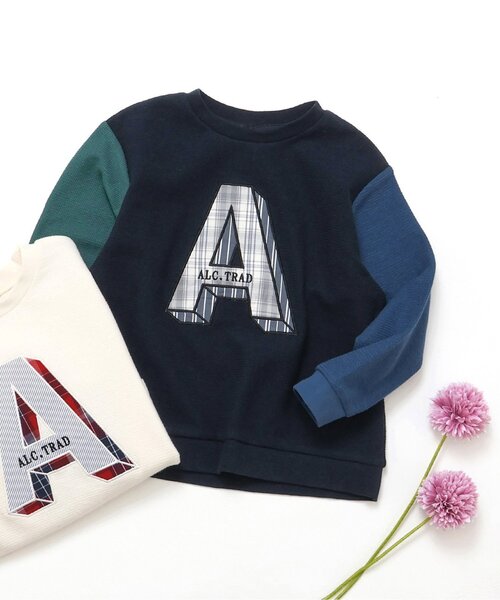 apres les cours（アプレレクール）の「アルファベットモチーフTシャツ（Tシャツ/カットソー・キッズ・ネイビー/アイボリー・130/80/90/100/110/120）」の2枚目の写真