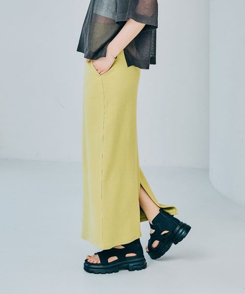 LEPSIM（レプシィム）の「ワッフルナロースカート　290315（スカート・レディース・ブラック/ブラック系その他/アイボリー/イエロー系その他/ピンク/レッド/ブルー・FREE）」の6枚目の写真