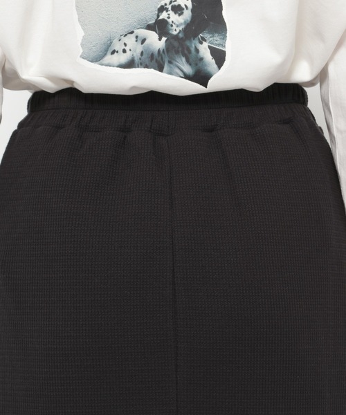 LEPSIM（レプシィム）の「ワッフルナロースカート　290315（スカート・レディース・ブラック/ブラック系その他/アイボリー/イエロー系その他/ピンク/レッド/ブルー・FREE）」の17枚目の写真