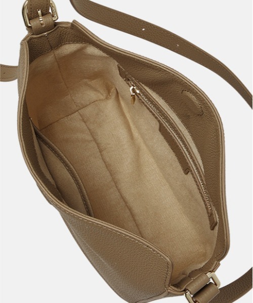 NiiNa(ニーナ)の「【NiiNa】【高品質牛革】ワンハンドルソフトレザーショルダーバッグ(ショルダーバッグ・レディース・ホワイト/グレイッシュベージュ・FREE)」の6枚目の写真