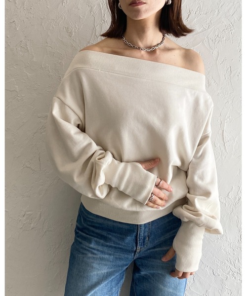 She's Closet(シーズクローゼット)の「長袖ワンショルダー/オフショルダー指穴フィンガーホールスウェット(スウェット・レディース・杢グレー/ブラック/スミクロ/アイボリー・FREE)」の6枚目の写真