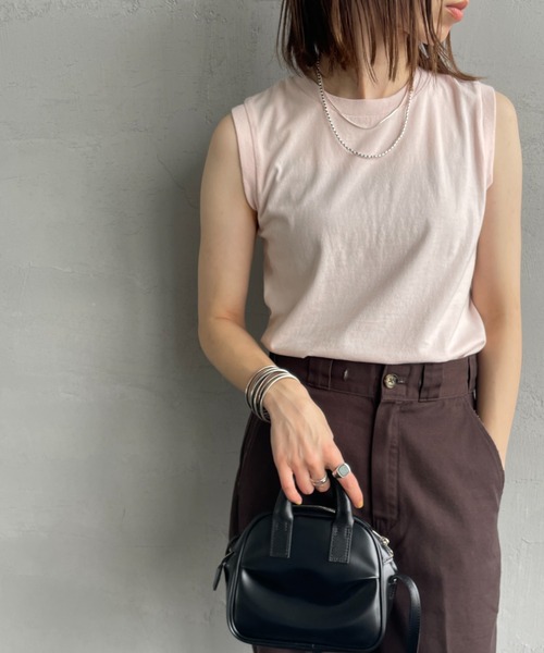 HANES（ヘインズ）の「[HANES/ヘインズ] 2P ジャパンフィット ノースリーブパックTシャツ（アソート）（タンクトップ・レディース・ホワイト×ブラック/ピンク・M/L）」の2枚目の写真