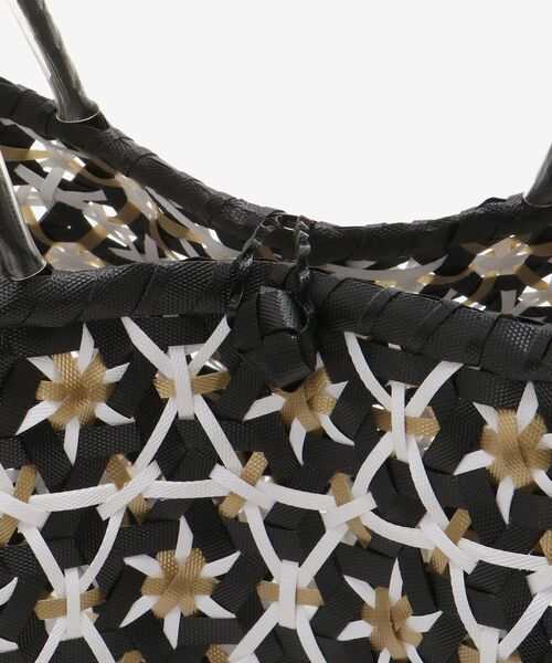 le.coeur blanc（ルクールブラン）の「フラワーモチーフトート（トートバッグ・レディース・ベージュ/ブラック・FREE）」の19枚目の写真