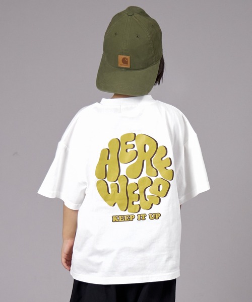 PAIRMANON STREET(ペアマノンストリート)の「【PAIRMANON STREET】オリジナル バック プリント 半袖 Tシャツ(Tシャツ/カットソー・キッズ・ホワイト/イエロー系その他/ベージュ系その他/ピンク系その他/ホワイト系その他2/ホワイト系その他3/ホワイト系その他4/ブラック系その他4/ブラック系その他5/カーキ/ブラック系その他2/ブラック系その他3/ベージュ系その他2/ベージュ系その他3/パープル系その他2/ブラック系その他/ホワイト系その他/イエロー/グリーン系その他/パープル系その他・140/150/160/90/100/110/120/130)」の3枚目の写真