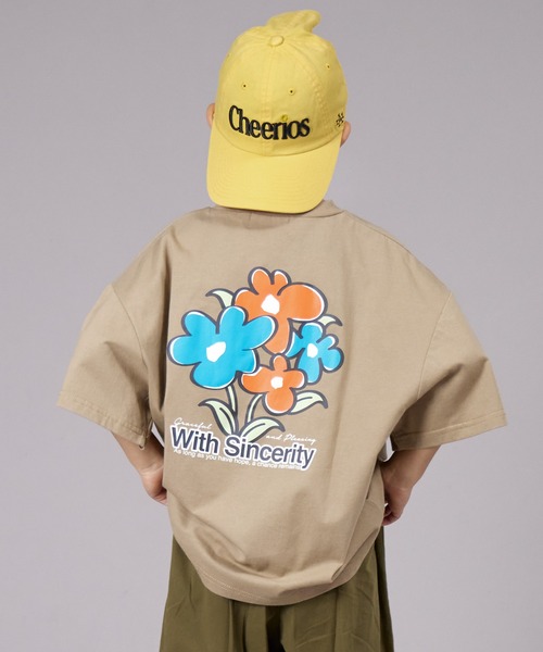 PAIRMANON STREET(ペアマノンストリート)の「【PAIRMANON STREET】オリジナル バック プリント 半袖 Tシャツ(Tシャツ/カットソー・キッズ・ホワイト/イエロー系その他/ベージュ系その他/ピンク系その他/ホワイト系その他2/ホワイト系その他3/ホワイト系その他4/ブラック系その他4/ブラック系その他5/カーキ/ブラック系その他2/ブラック系その他3/ベージュ系その他2/ベージュ系その他3/パープル系その他2/ブラック系その他/ホワイト系その他/イエロー/グリーン系その他/パープル系その他・140/150/160/90/100/110/120/130)」の13枚目の写真