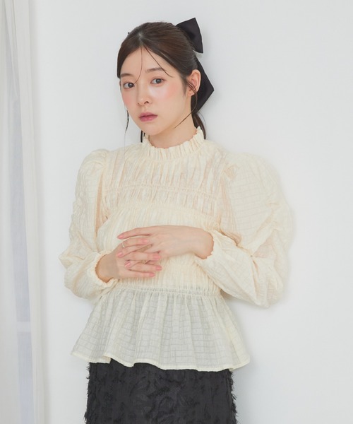 ブラウス シャツ パフスリーブシャーリングペプラムブラウス　春服　フリル レディース セール】パフスリーブシャーリングペプラムブラウス 春服 フリル