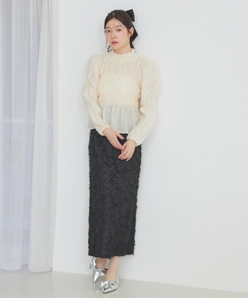 セール】パフスリーブシャーリングペプラムブラウス 春服 フリル