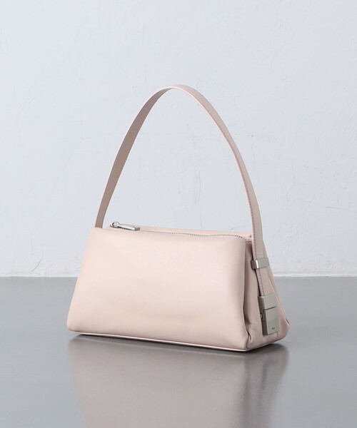 OSOI(オソイ)の「<OSOI>PILLOW MINI バッグ PINK(ショルダーバッグ・レディース・ライトピンク・FREE)」の5枚目の写真