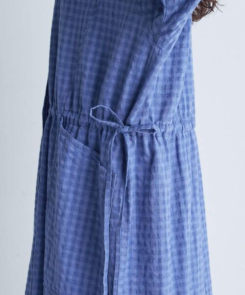 conges payes ADIEU TRISTESSE（コンジェ ペイエ アデュートリステス）の「【FAVE】パッチポケット前あきワンピース（ワンピース・レディース・オフホワイト/ブルー/ブラウン・38）」の4枚目の写真