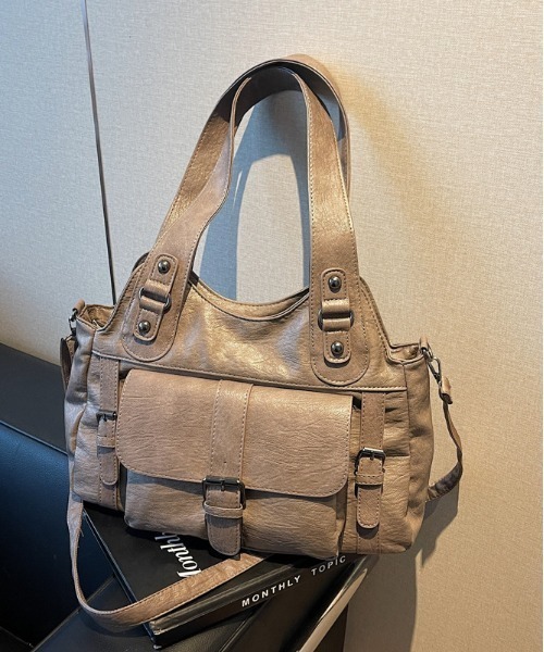 gossip!ロサンゼルス(ゴシップロサンゼルス)の「Y2K風 レトロ アウトポケット ショルダーバッグ 2WAY/A4対応大容量(ショルダーバッグ・レディース・ライトグレー/ワイン/ブラウン/インディゴブルー/グレー/ブラック・FREE)」の22枚目の写真