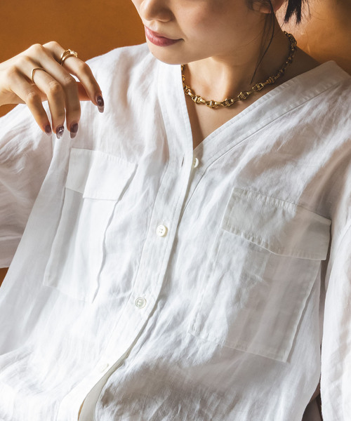 Noble(ノーブル)の「《追加》【洗える】ラミーシアーVカラーシャツ(シャツ/ブラウス・レディース・ブラック/サックスブルー/チャコールグレー/ホワイト・FREE)」の16枚目の写真