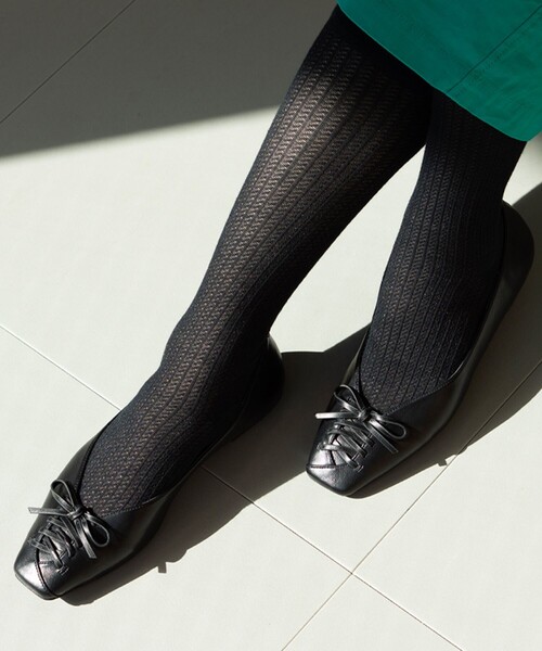 green label relaxing（グリーンレーベルリラクシング）の「＜MAEE＞コンプレッション ソックス（コットンシアー）（ソックス/靴下・レディース・グレー/ホワイト/ブラック・FREE）」の16枚目の写真