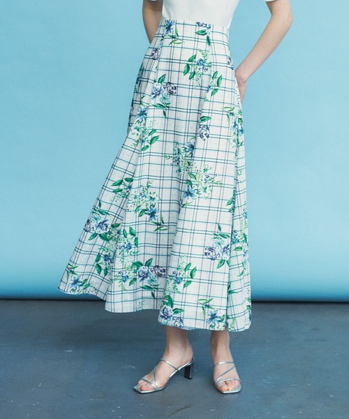 STRAWBERRY-FIELDS(ストロベリーフィールズ)の「ソフトマーメイドプリントスカート(スカート・レディース・ブルー系・2)」の1枚目の写真