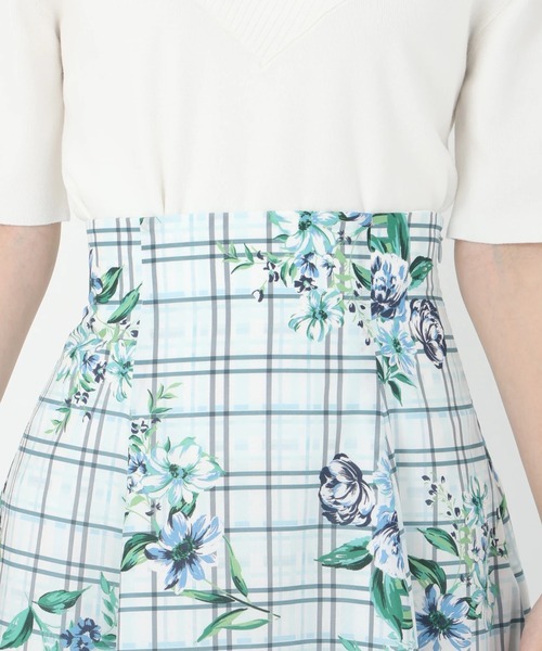 STRAWBERRY-FIELDS(ストロベリーフィールズ)の「ソフトマーメイドプリントスカート(スカート・レディース・ブルー系・2)」の6枚目の写真