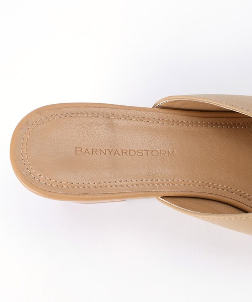 BARNYARDSTORM（バンヤードストーム）の「BARNYARDSTORM / Ｖカットウェッジミュール【一部店舗限定】（サンダル・レディース・ベージュ・37/36/38）」の14枚目の写真