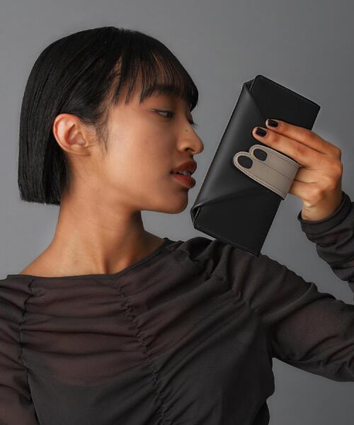 HIROKO HAYASHI(ヒロコハヤシ)の「LEO NECESSARIO(レオ ネチェサリオ)長財布ミニ(財布・レディース・ブラック系4・00)」の8枚目の写真