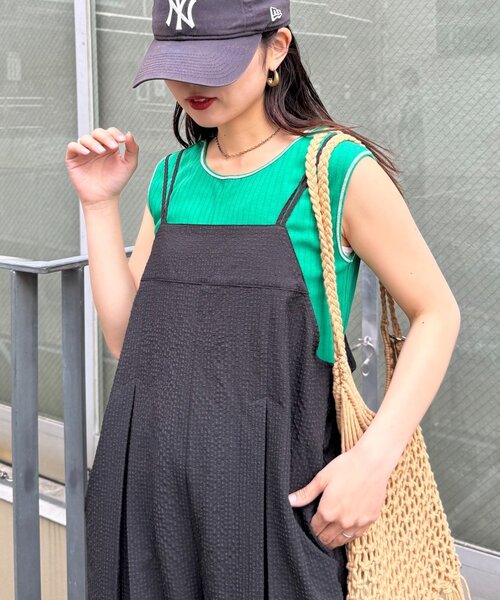 CIAOPANIC TYPY(チャオパニックティピー)の「【タンク付き】ムジ見えチェックサッカーサロペット(サロペット/オーバーオール・レディース・ブラック/ブルー/グリーン・SMALL/MEDIUM)」の4枚目の写真