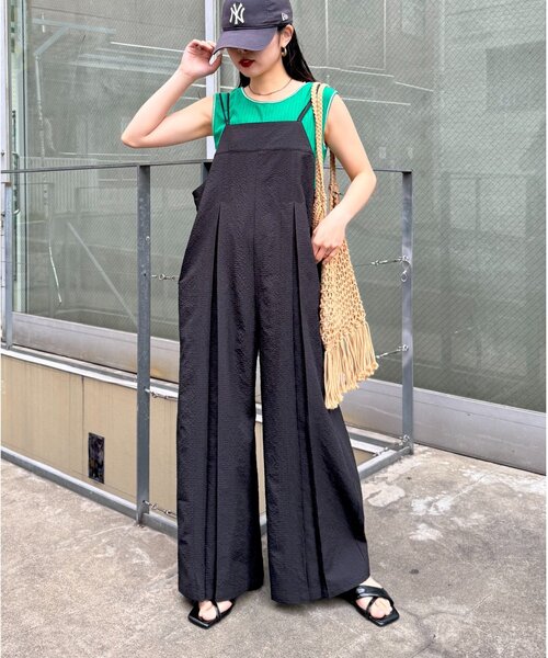 CIAOPANIC TYPY(チャオパニックティピー)の「【タンク付き】ムジ見えチェックサッカーサロペット(サロペット/オーバーオール・レディース・ブラック/ブルー/グリーン・SMALL/MEDIUM)」の9枚目の写真