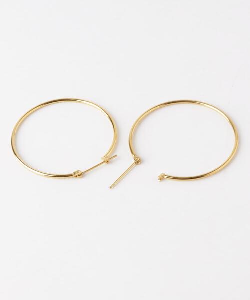 SMELLY（スメリー）の「ステンレスフープピアス 40mm（ピアス（両耳用）・レディース・ゴールド・-）」の7枚目の写真