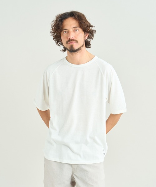 NANGA(ナンガ)の「DRY MIX RAGLAN SLEEVE TEE/ドライミックスラグランスリーブティー(Tシャツ/カットソー・メンズ・ブラック/ターコイズブルー/ホワイト/グリーン・S/M/L/XL)」の15枚目の写真