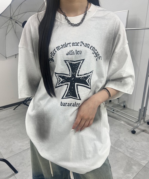 Figments（フィグメンツ）の「クロスビッグＴ（Tシャツ/カットソー・レディース・ブラック/ホワイト・FREE）」の18枚目の写真