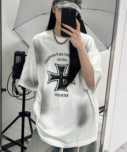 Figments（フィグメンツ）の「クロスビッグＴ（Tシャツ/カットソー・レディース・ブラック/ホワイト・FREE）」の19枚目の写真