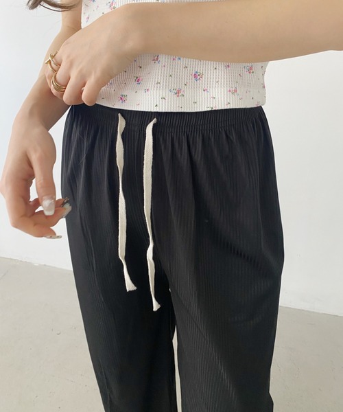 LOVALOT(ラバロット)の「リブニットスリムパンツ(その他パンツ・レディース・グリーン/ピンク/ブラック/オフホワイト/グレー・FREE)」の9枚目の写真