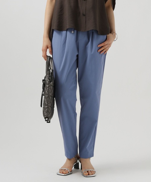 BAYFLOW（ベイフロー）の「[撥水・接触冷感・ドライタッチ]フロストレッチテーパードパンツ（その他パンツ・レディース・ベージュ/ブラック/ブルー・SMALL/MEDIUM）」の3枚目の写真