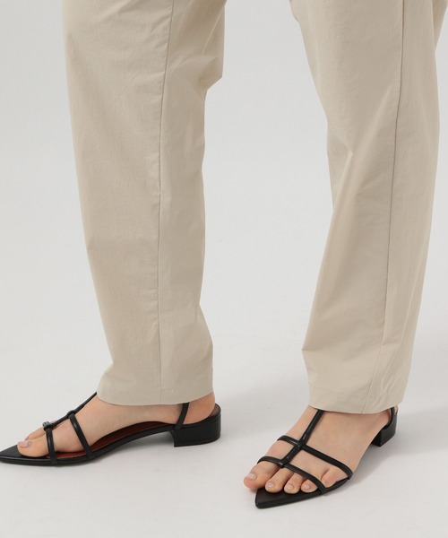 BAYFLOW（ベイフロー）の「[撥水・接触冷感・ドライタッチ]フロストレッチテーパードパンツ（その他パンツ・レディース・ベージュ/ブラック/ブルー・SMALL/MEDIUM）」の8枚目の写真