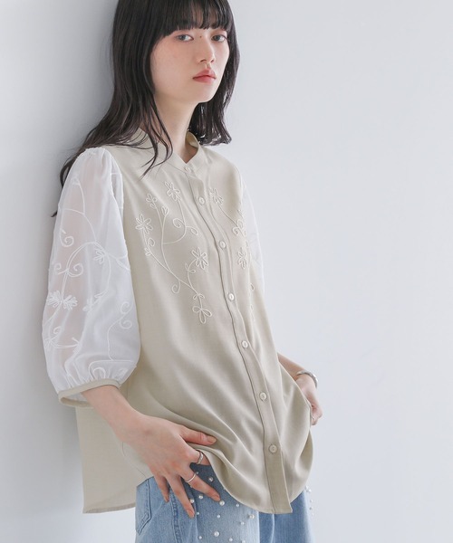 somari imagination(ソマリ イマジネーション)の「シアースリーブ刺繍ブラウス(シャツ/ブラウス・レディース・ライトベージュ/ネイビー・2/1)」の7枚目の写真