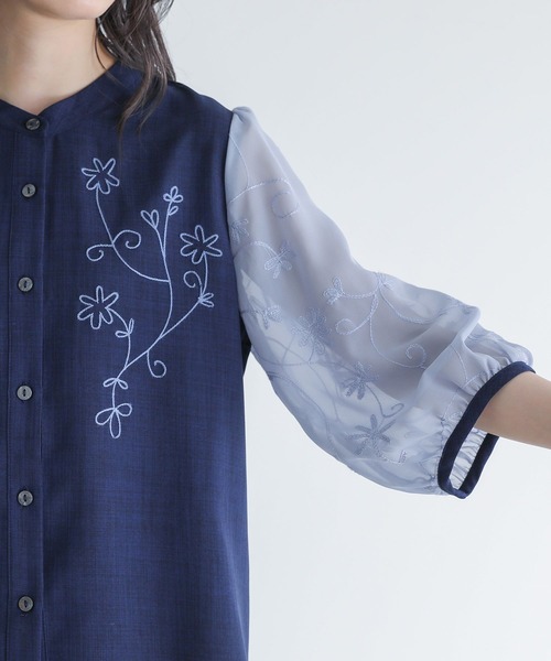 somari imagination(ソマリ イマジネーション)の「シアースリーブ刺繍ブラウス(シャツ/ブラウス・レディース・ライトベージュ/ネイビー・2/1)」の22枚目の写真